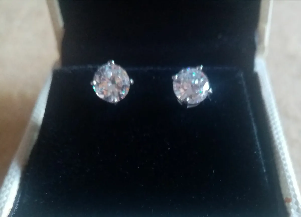 Jewellery - Image 3