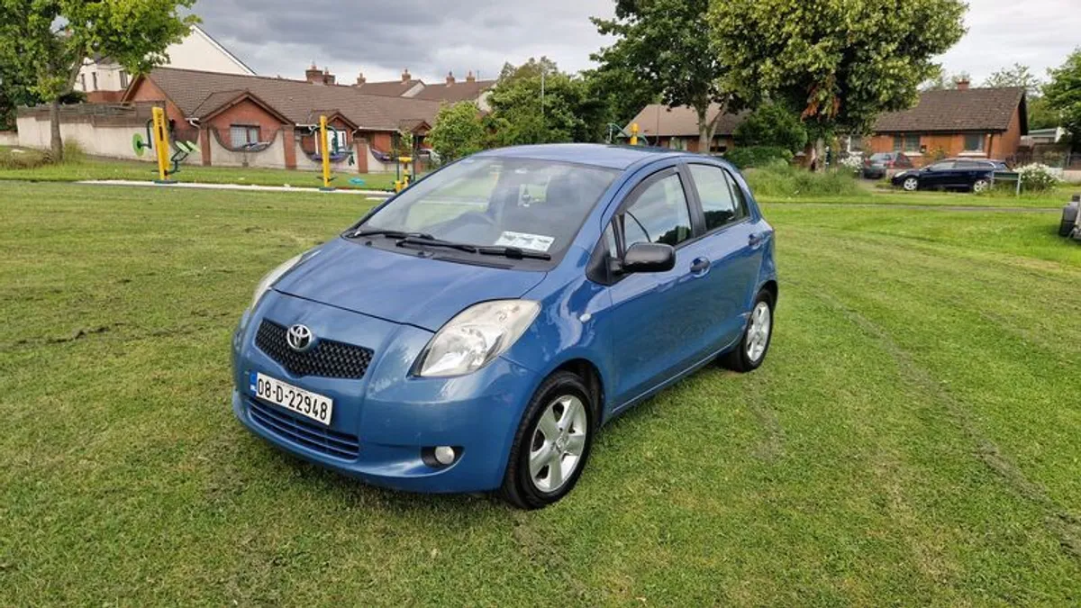 08 Toyota Yaris 1ltr petrol - Image 2