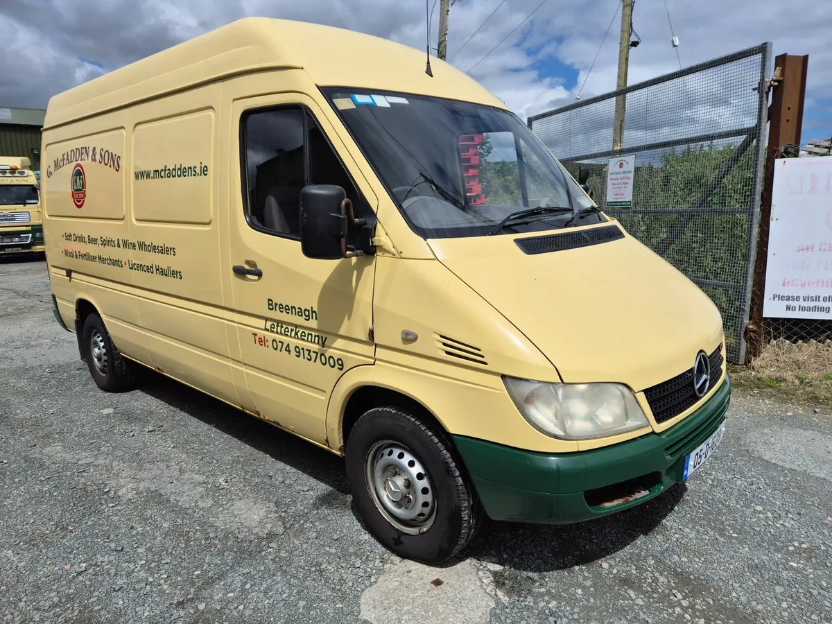 Mercedes-Benz Sprinter 2005 - Image 1