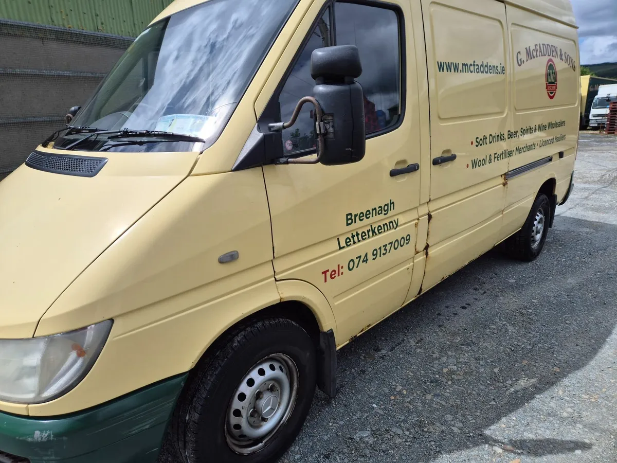 Mercedes-Benz Sprinter 2005 - Image 2