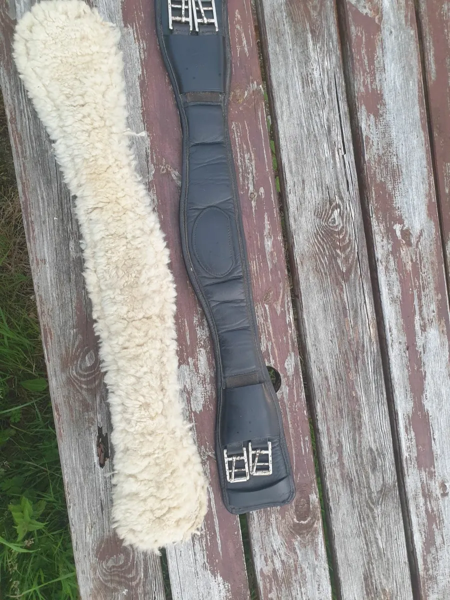 Dressage girths Baines and Albion size 30 inch - Image 4