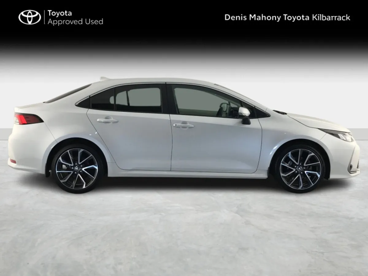 Toyota Corolla HYBRID SOL SALOON - Image 3