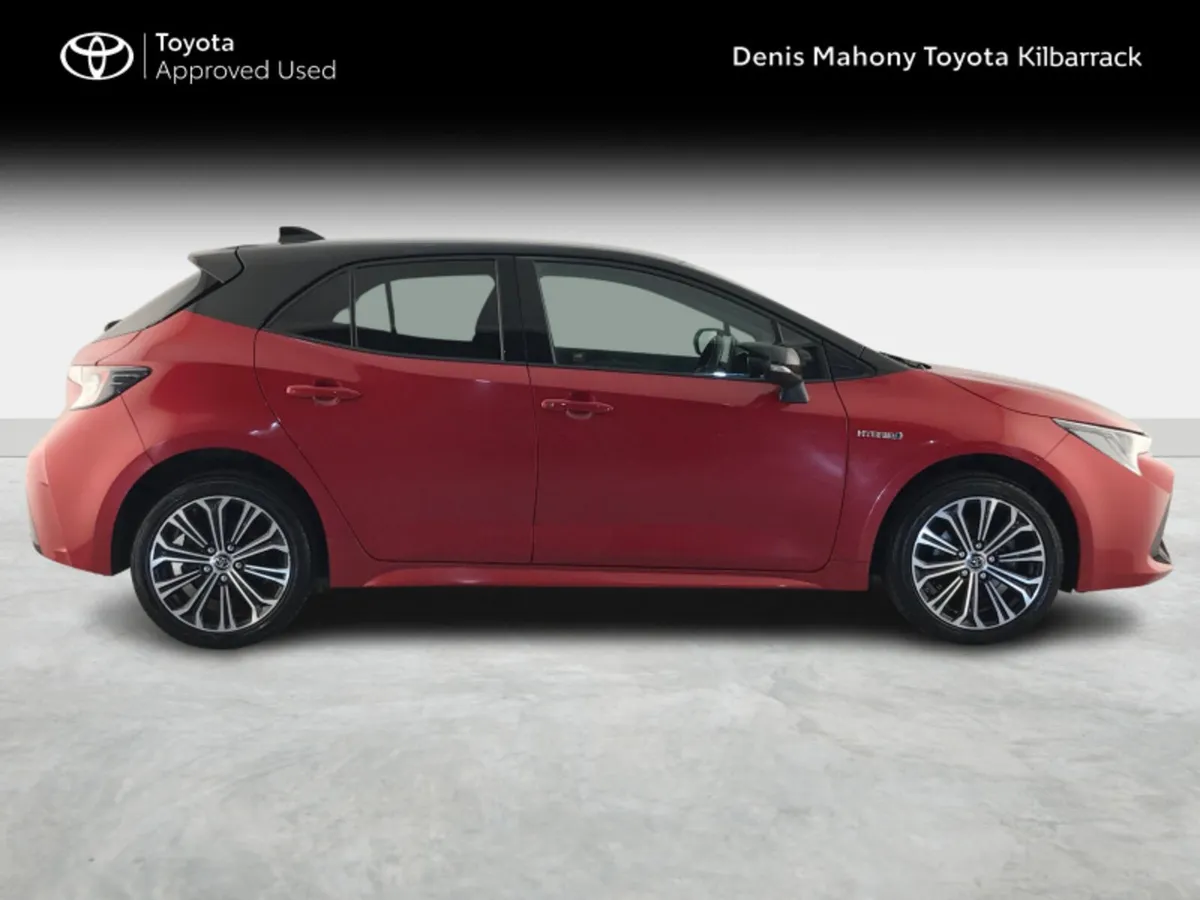 Toyota Corolla Hybrid L/Sport HB - Image 3