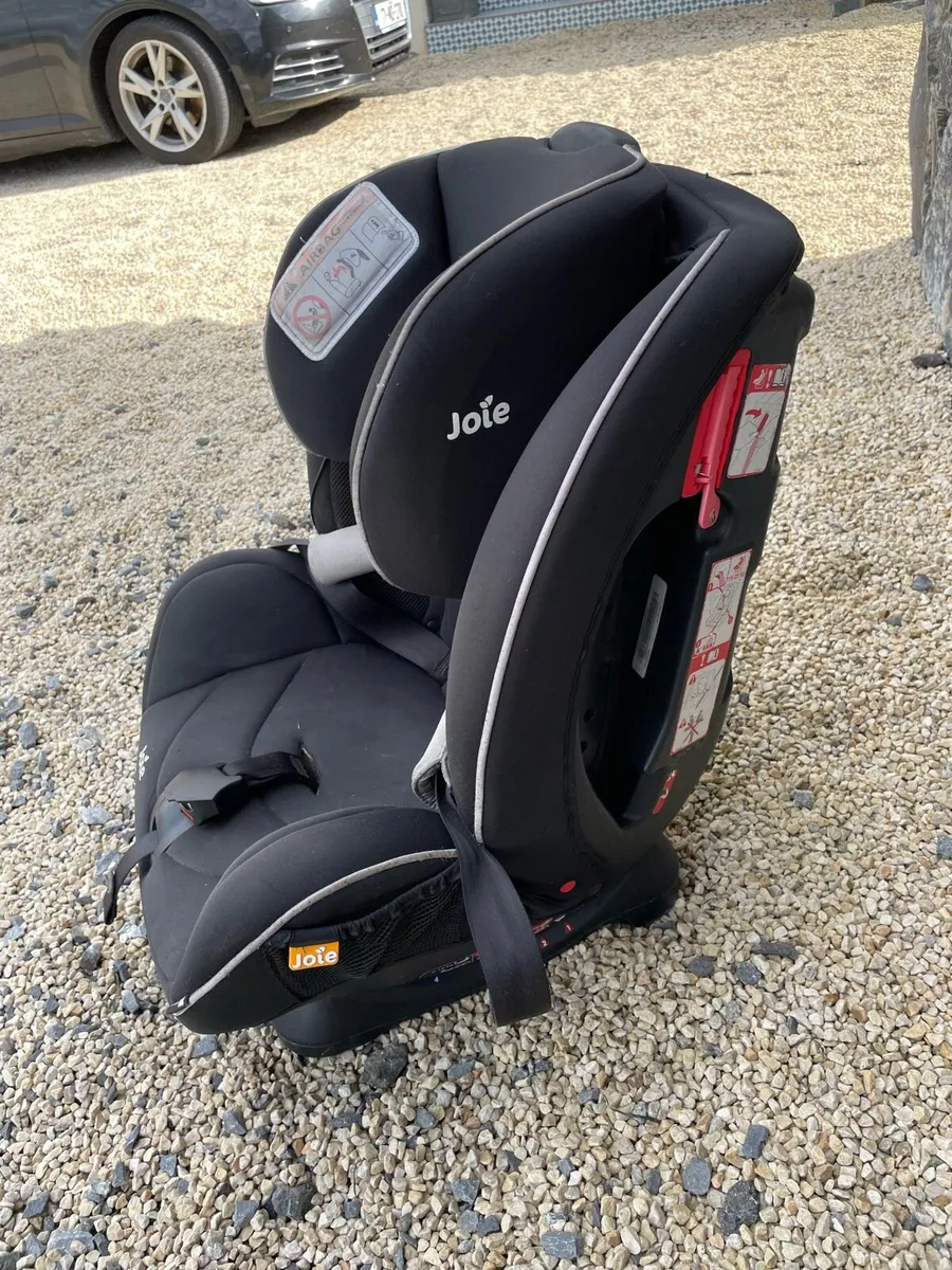 Joie car seat - Image 1