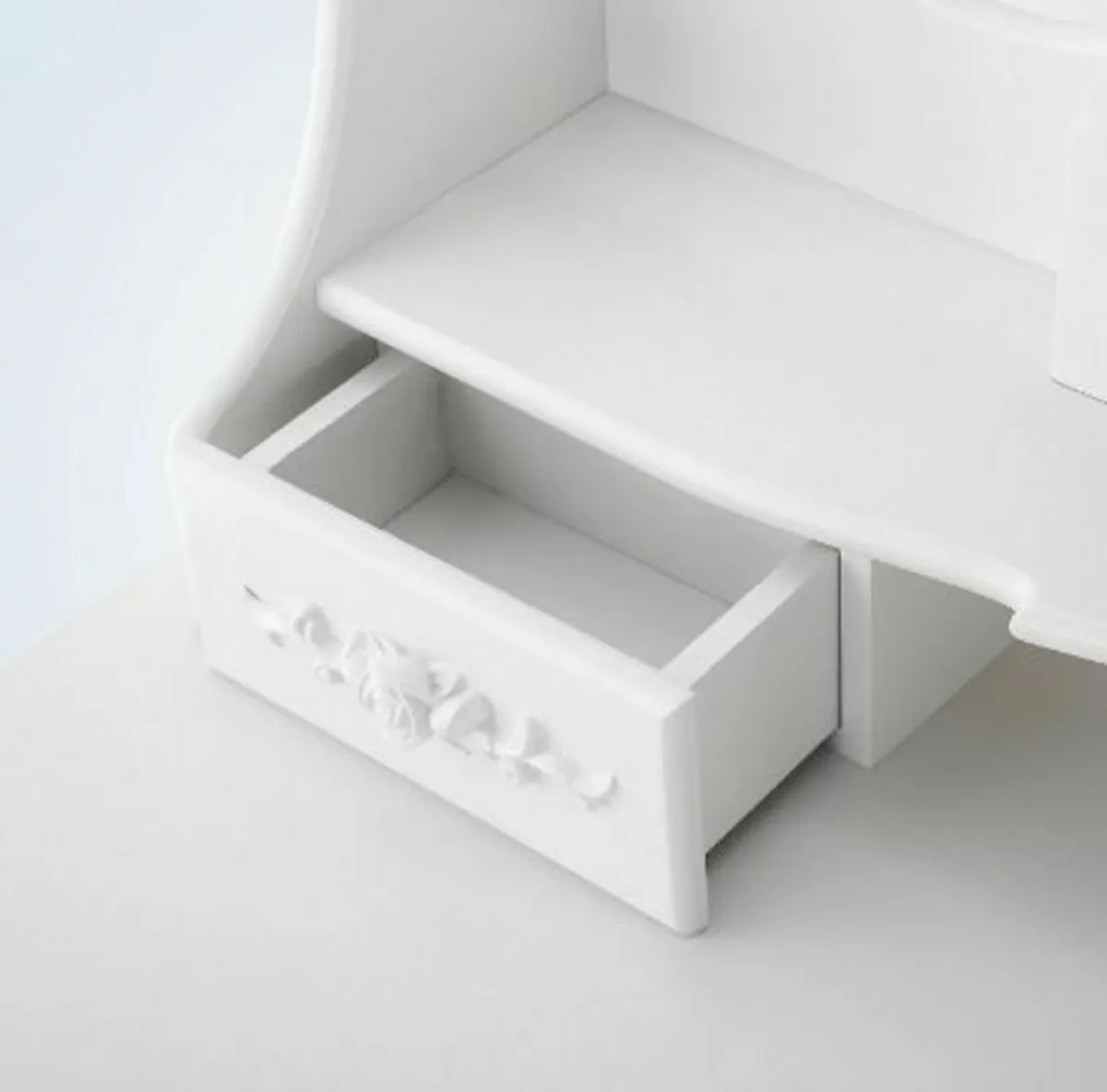 Princes White Dressing Table 3 Oval Mirror 7 Draw - Image 2