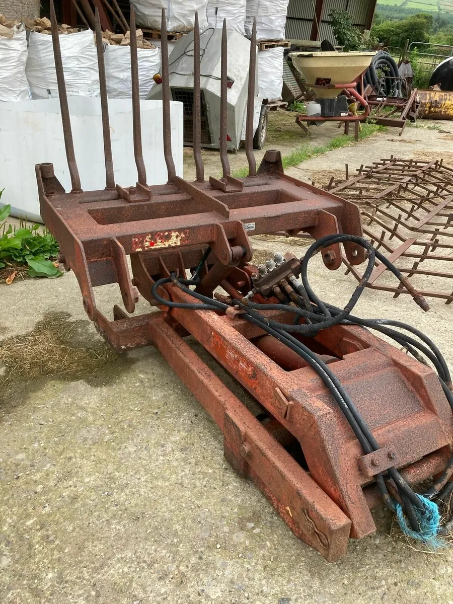 Back End Loader - Image 1