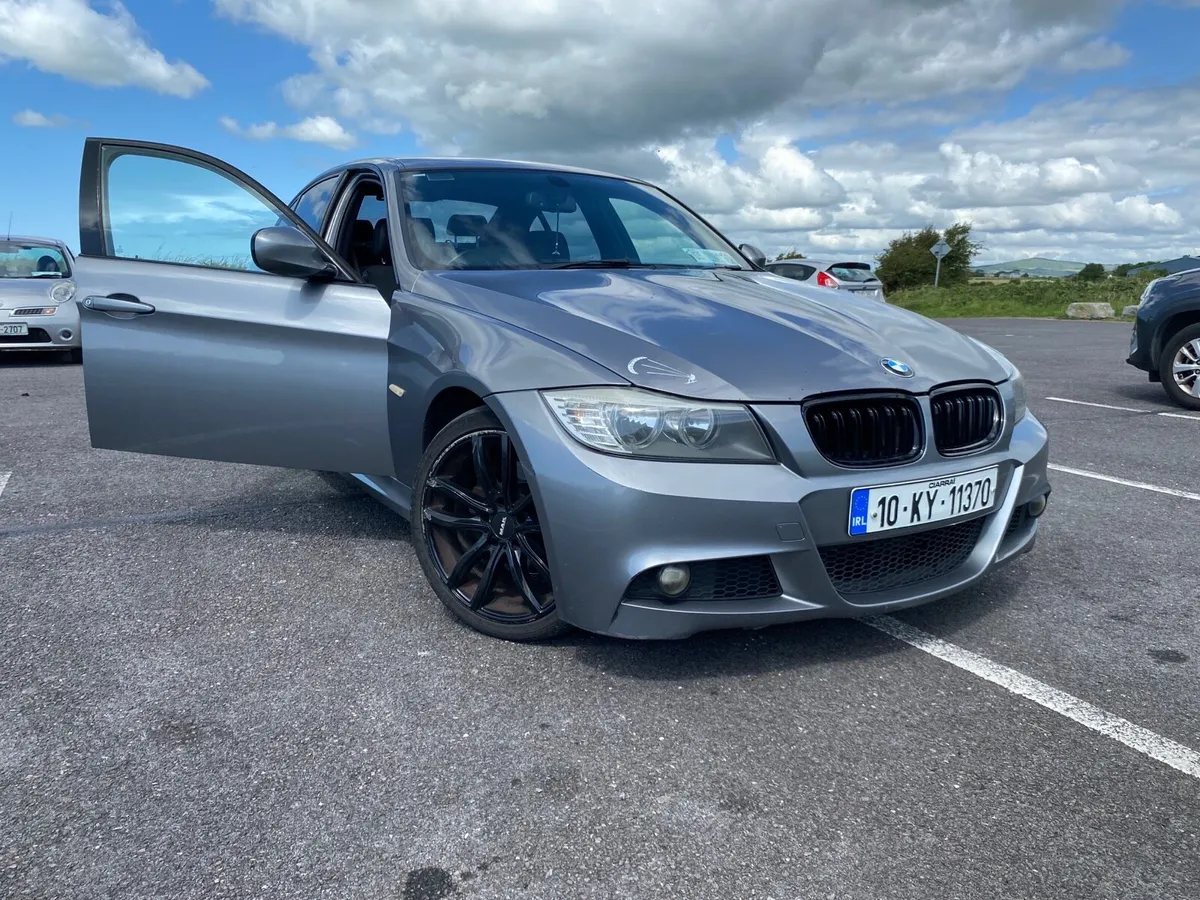 BMW 3- SERIES M SPORT MANUAL - Image 2