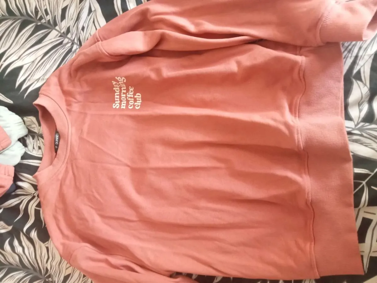 Ladies tracksuit bundle size 8_10 - Image 4