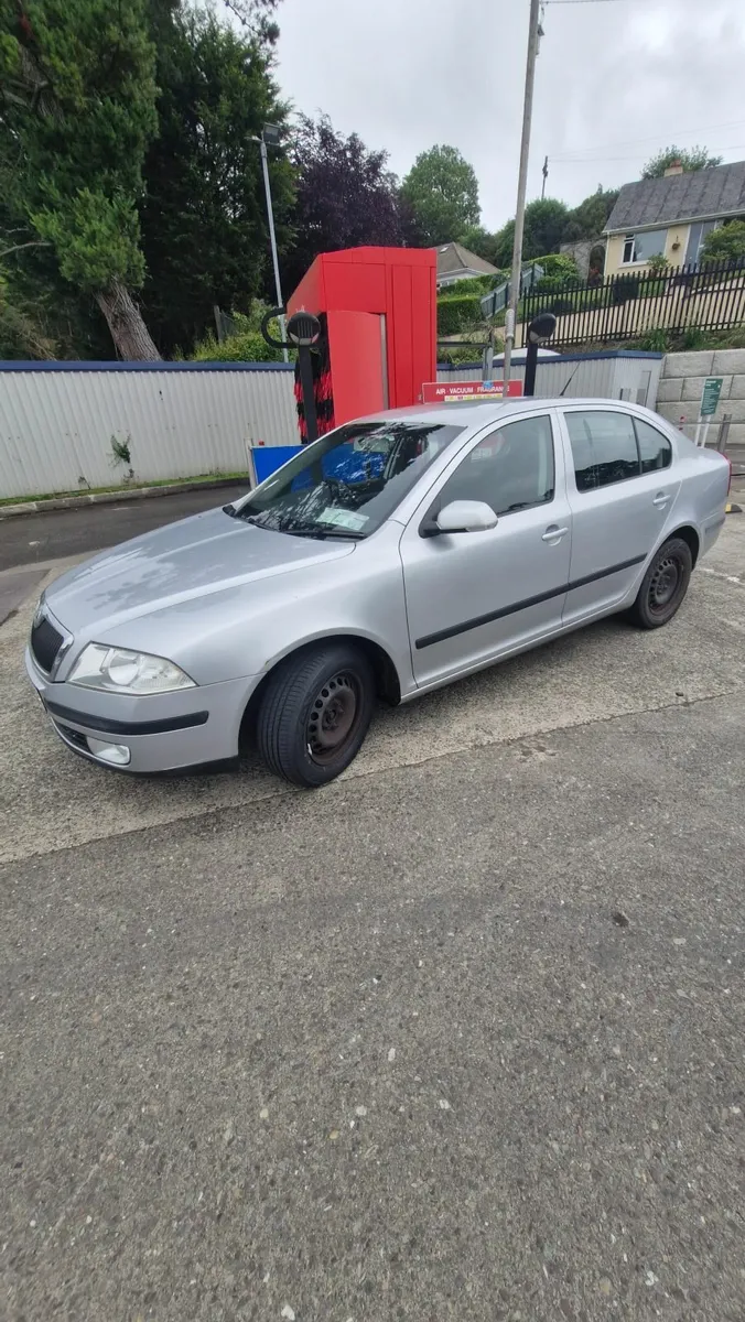 Skoda Octavia 2008 - Image 2
