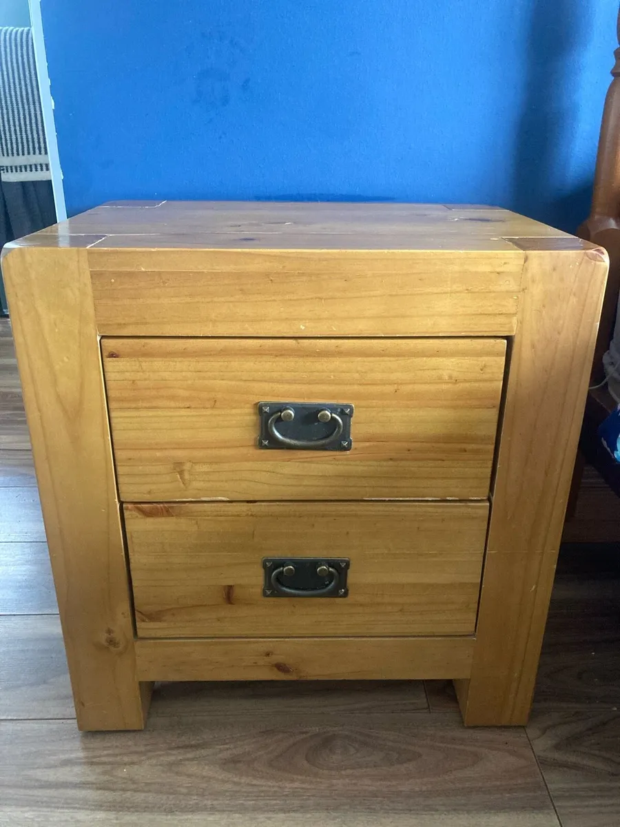 Set of Solid pine lockers - Image 1