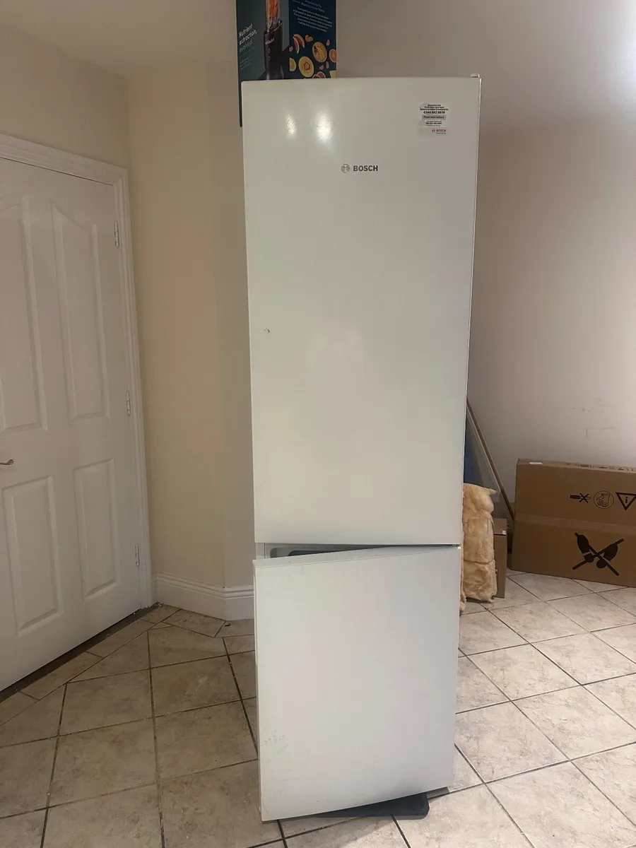 BOSH Fridge freezer - Image 2