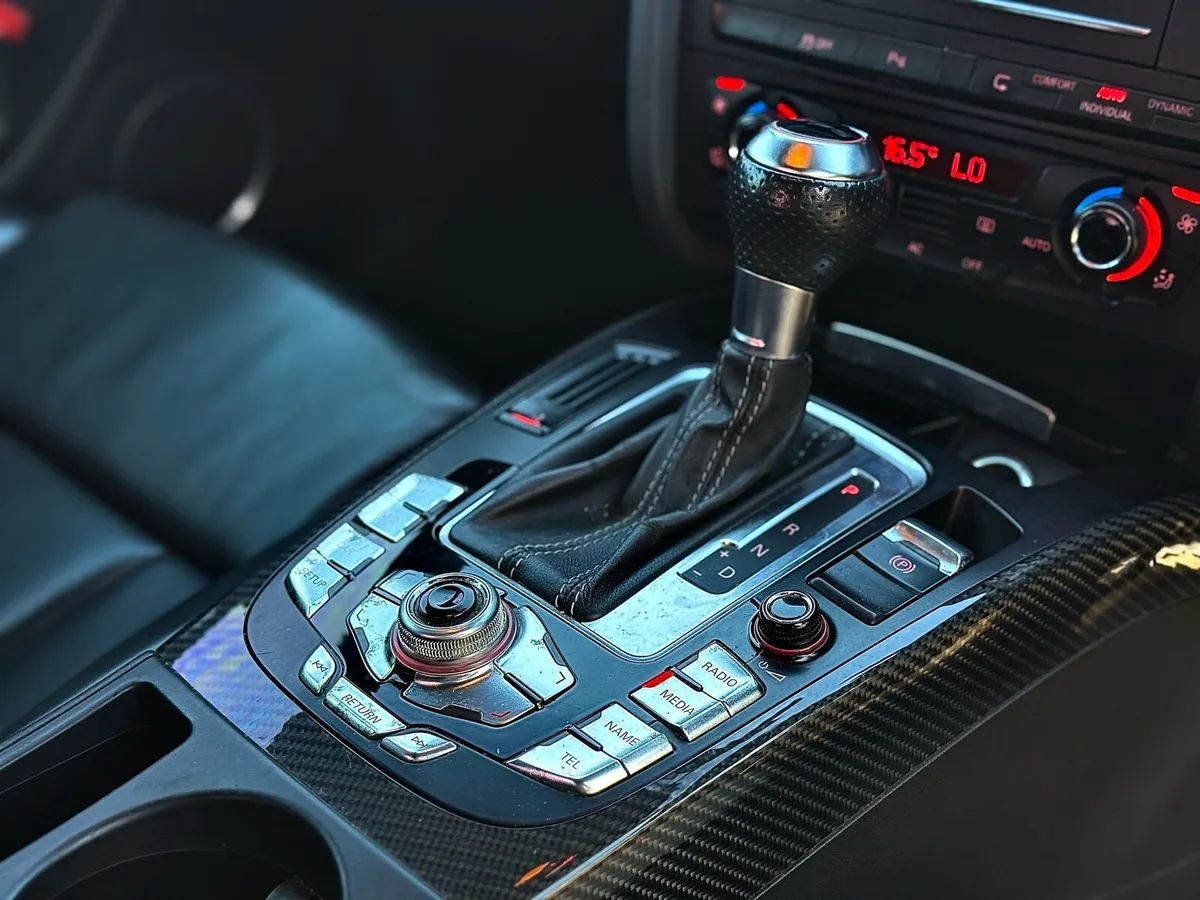 AUDI RS5 2011 - Image 3