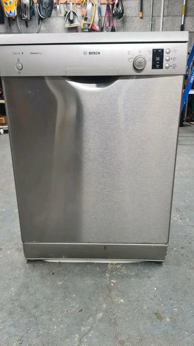 Bosch Dishwasher - Image 1