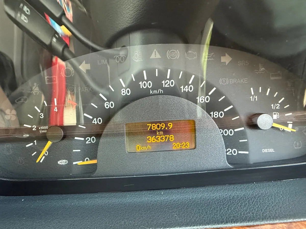 Mercedes-Benz Viano 2006 - Image 3