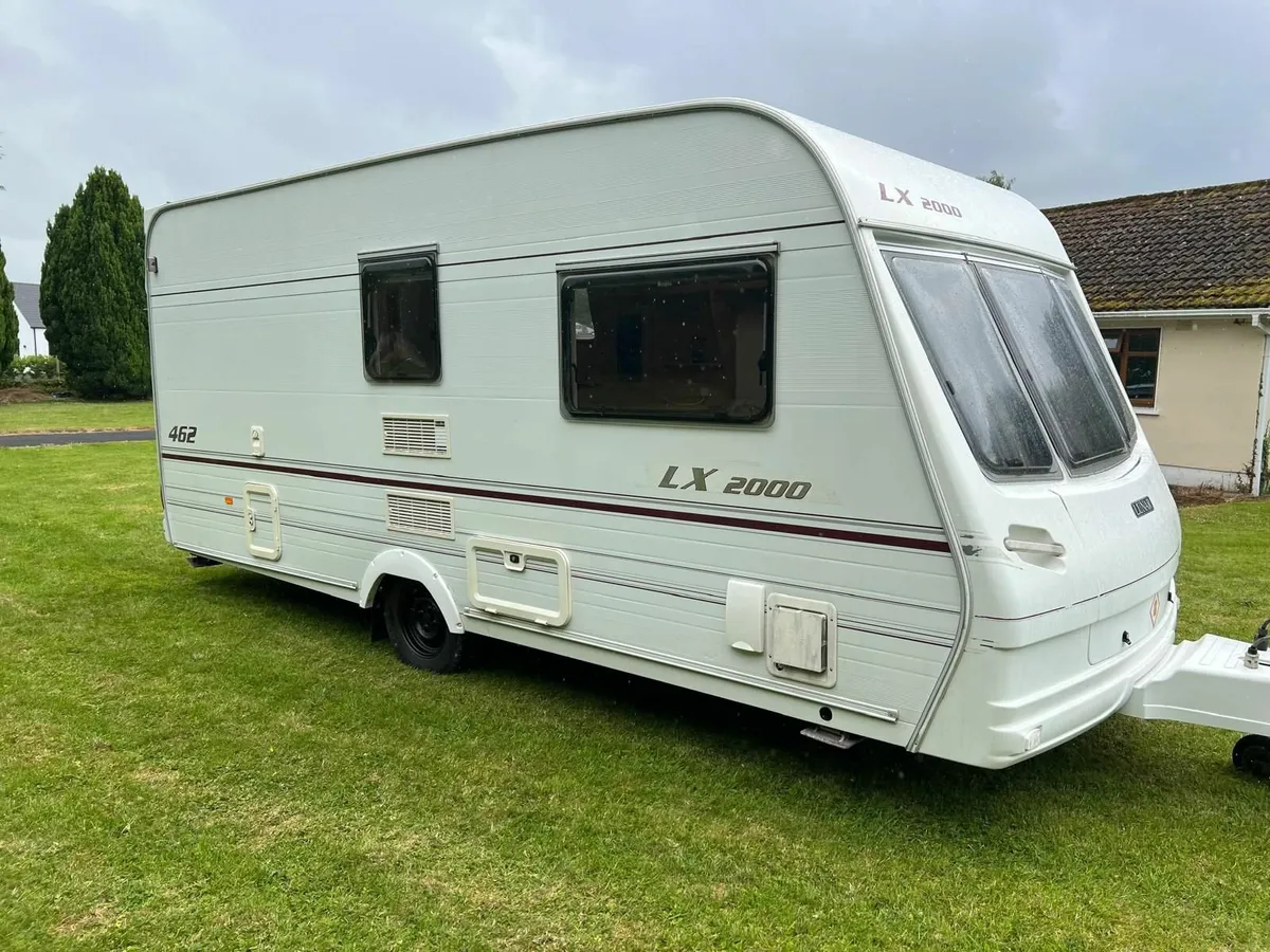 Lunar LX 2000 462 caravan - Image 2
