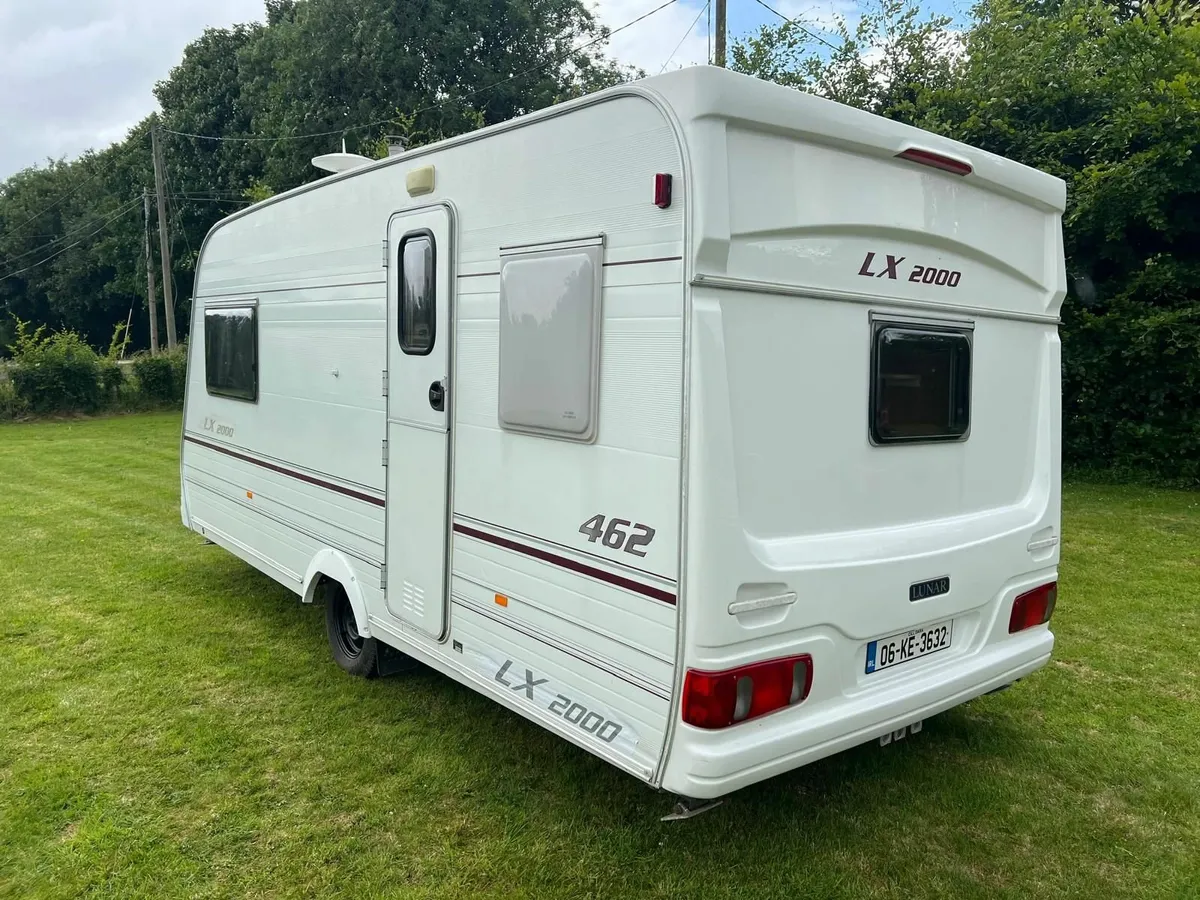Lunar LX 2000 462 caravan - Image 3