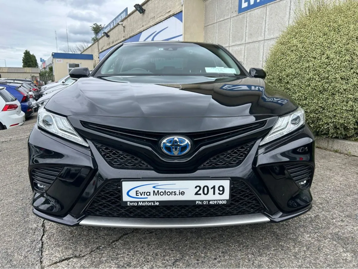Toyota Camry WS Automatic Hybrid 2.5 Petrol //hig - Image 2