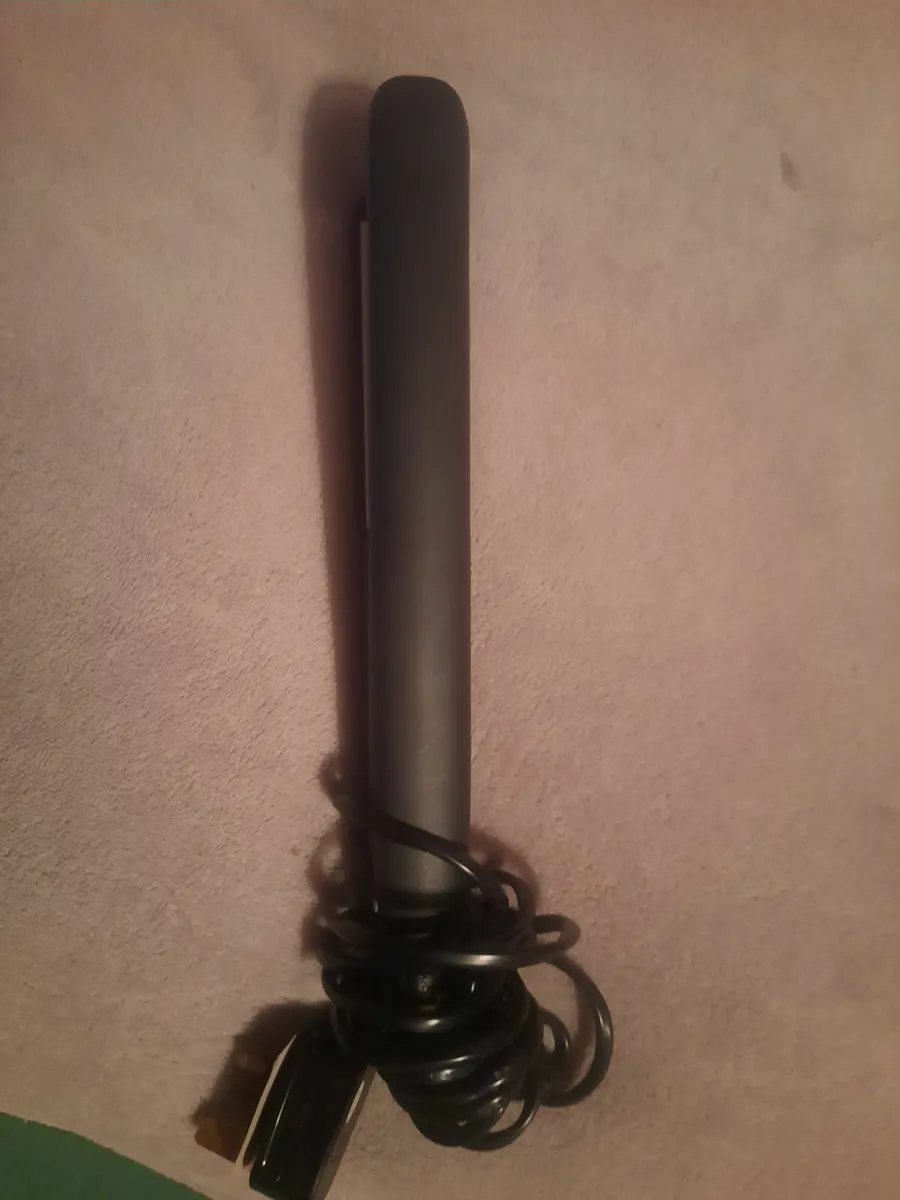 Hair straighter - Image 1