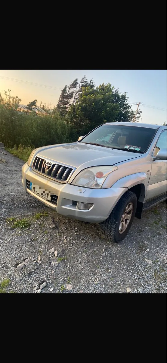 2004 Toyota Landcruiser - Image 1