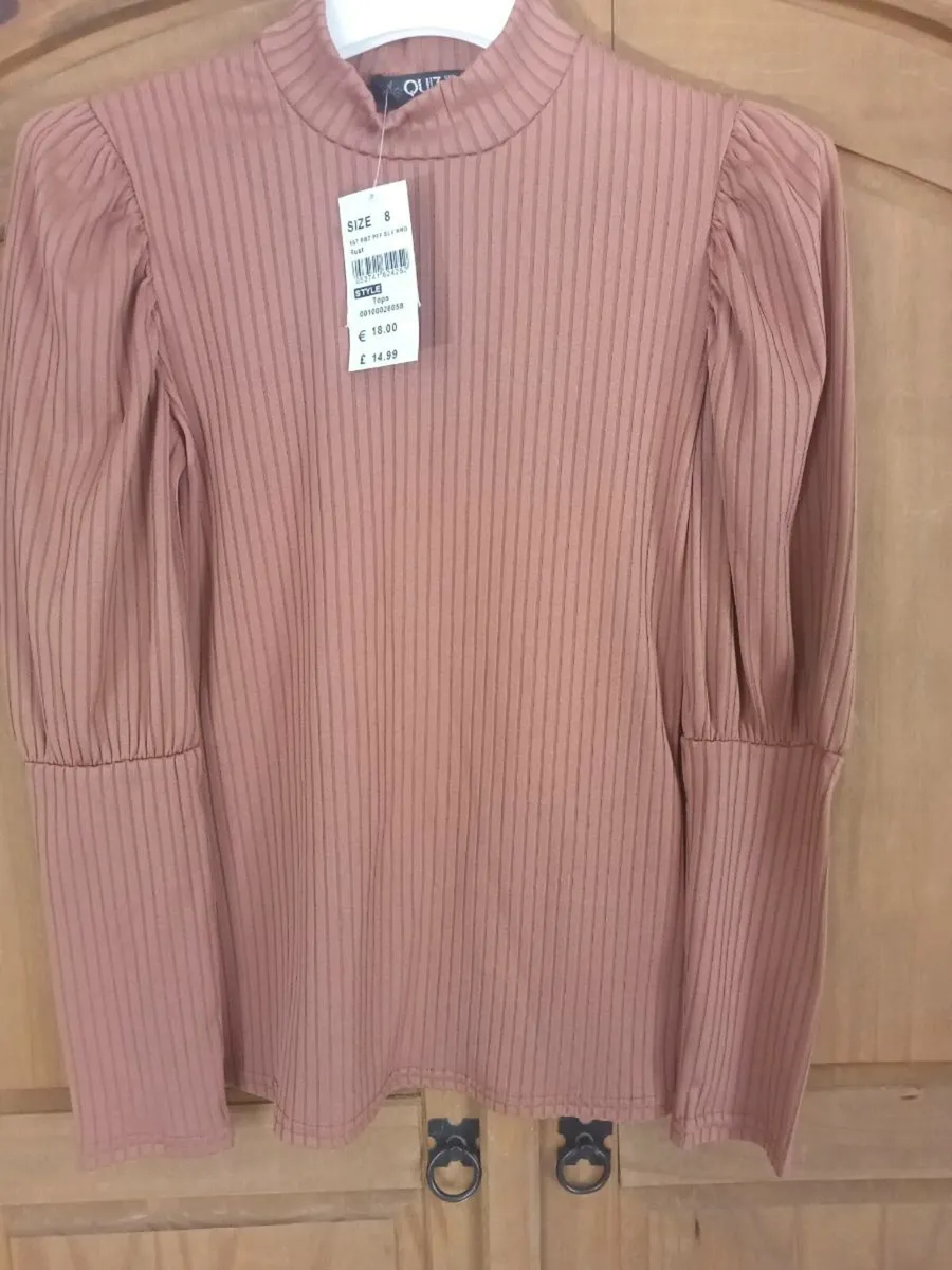 Ladies new tops size 10 - Image 2