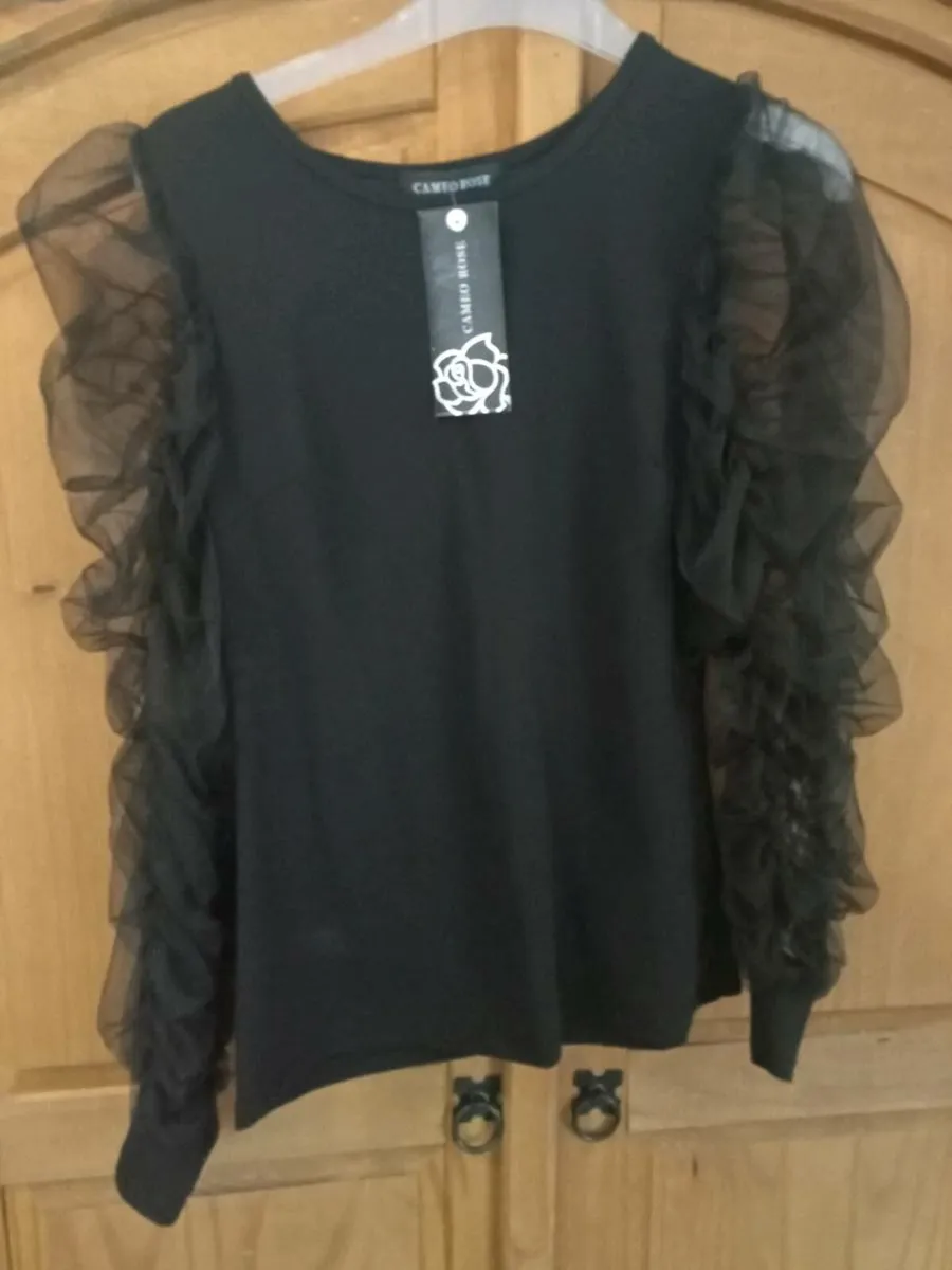 Ladies new tops size 10 - Image 3