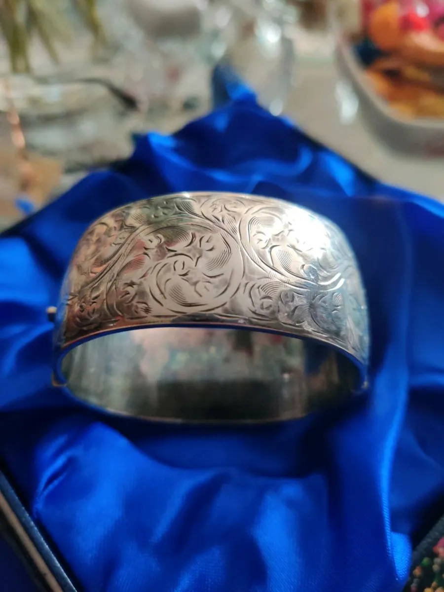 Antique Silver bracelet - Image 1