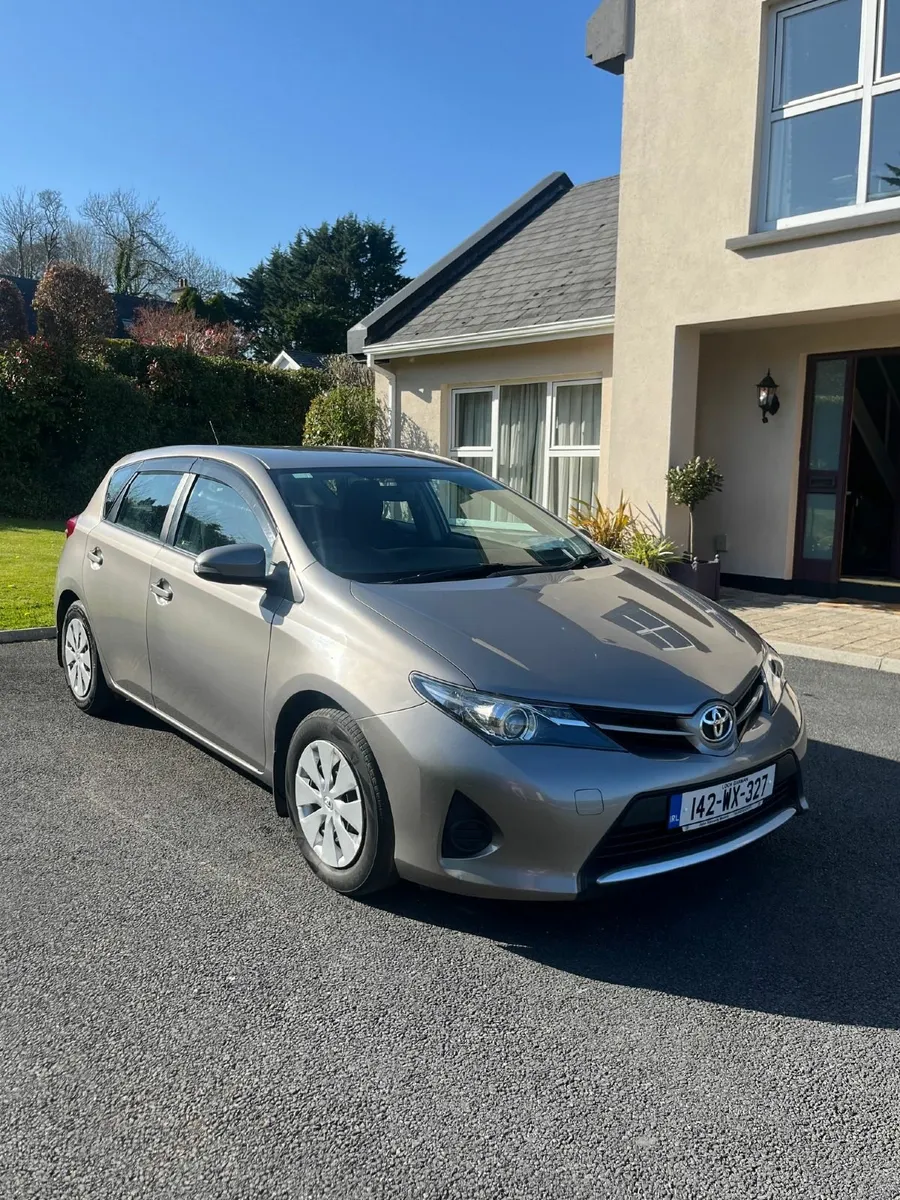 Toyota Auris 2014 - Image 3