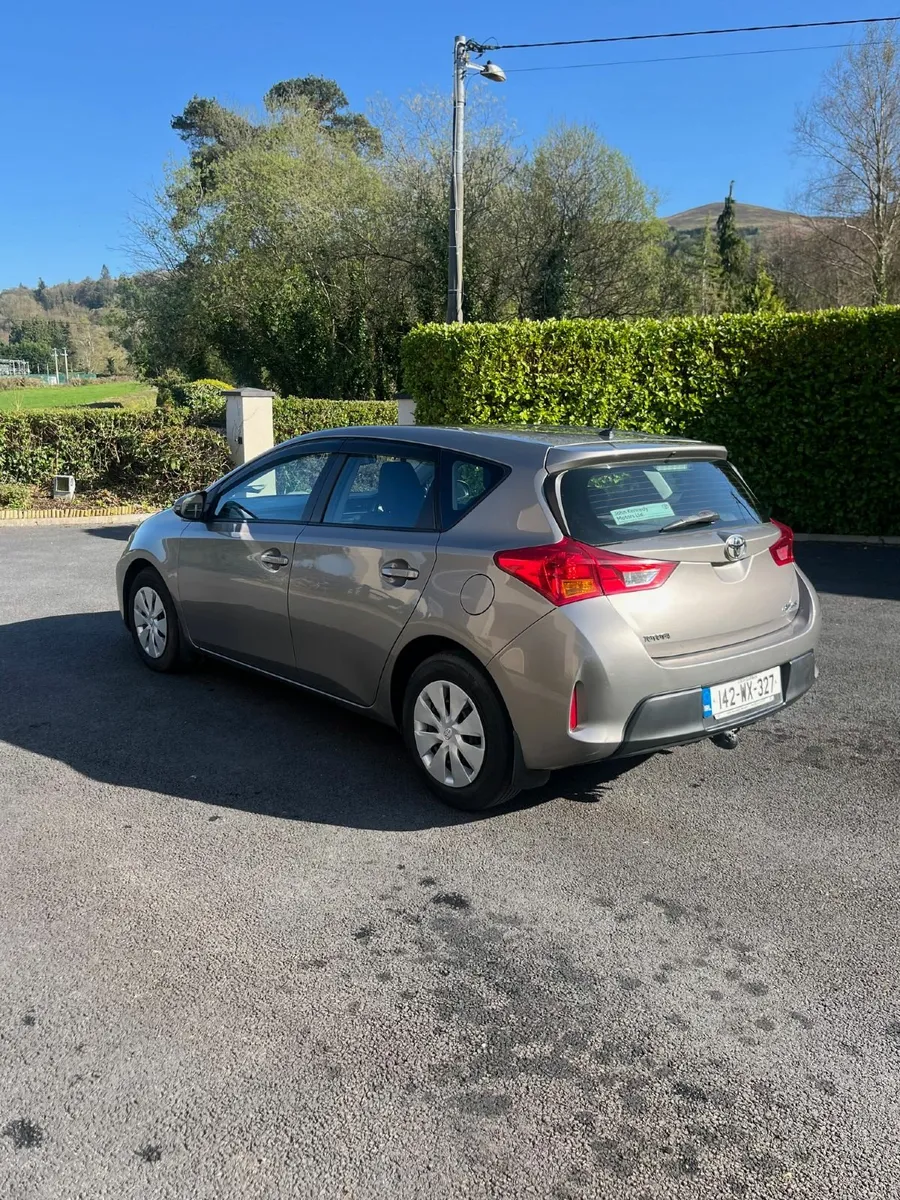 Toyota Auris 2014 - Image 4