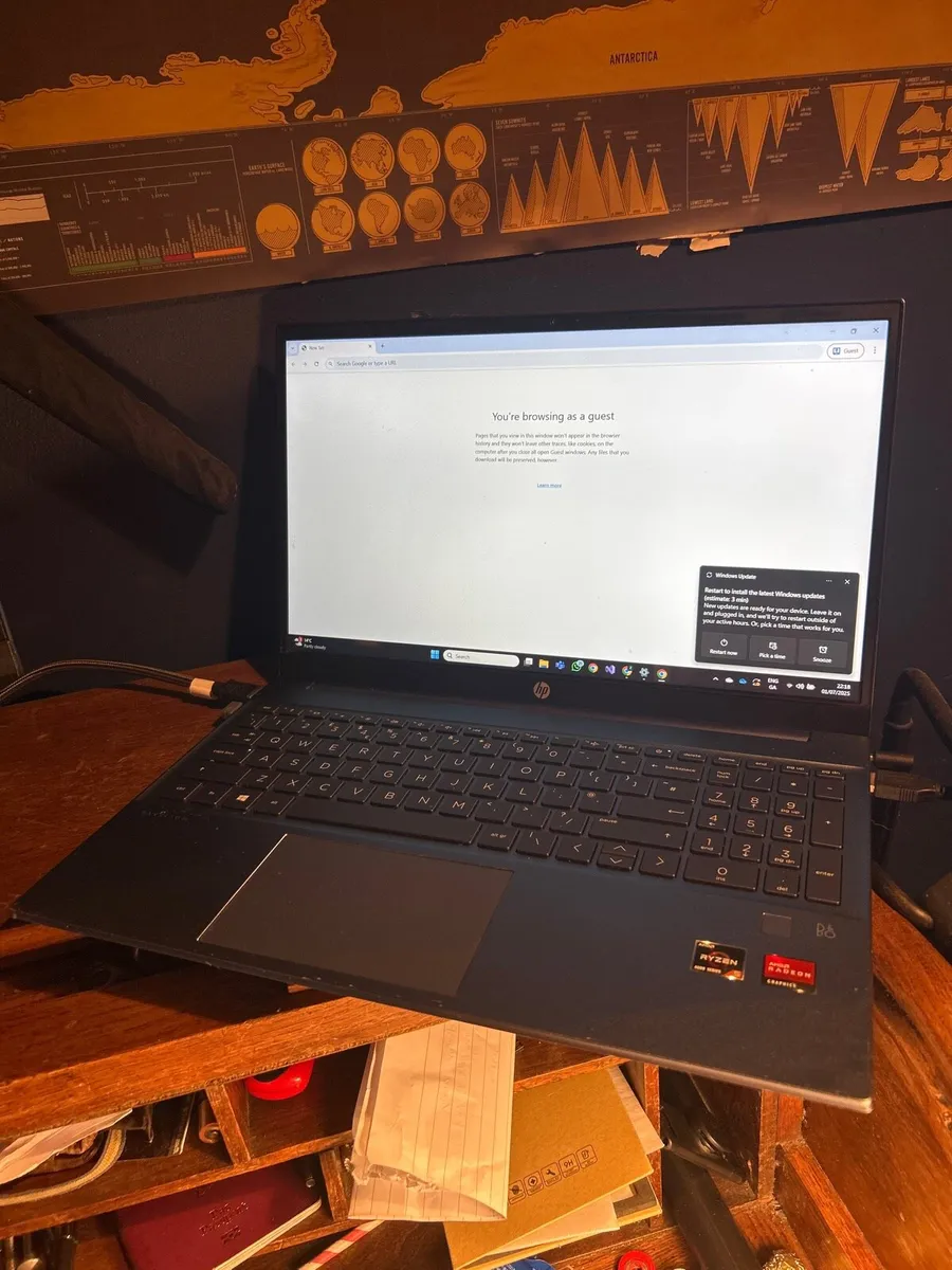 Hp pavilion 15 - Image 2