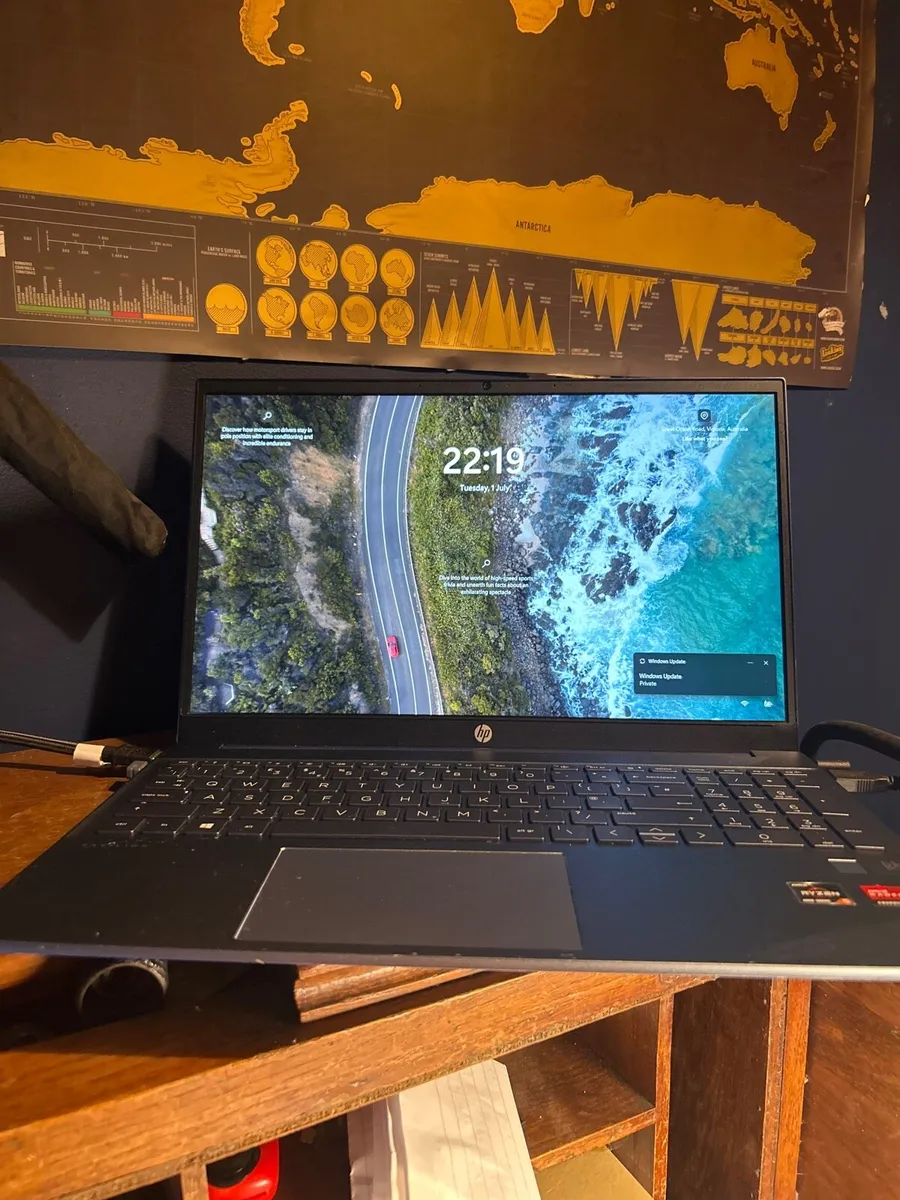 Hp pavilion 15 - Image 1
