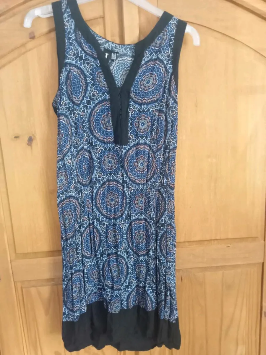 Ladies dress and maxi skirt size 10 bundle - Image 1