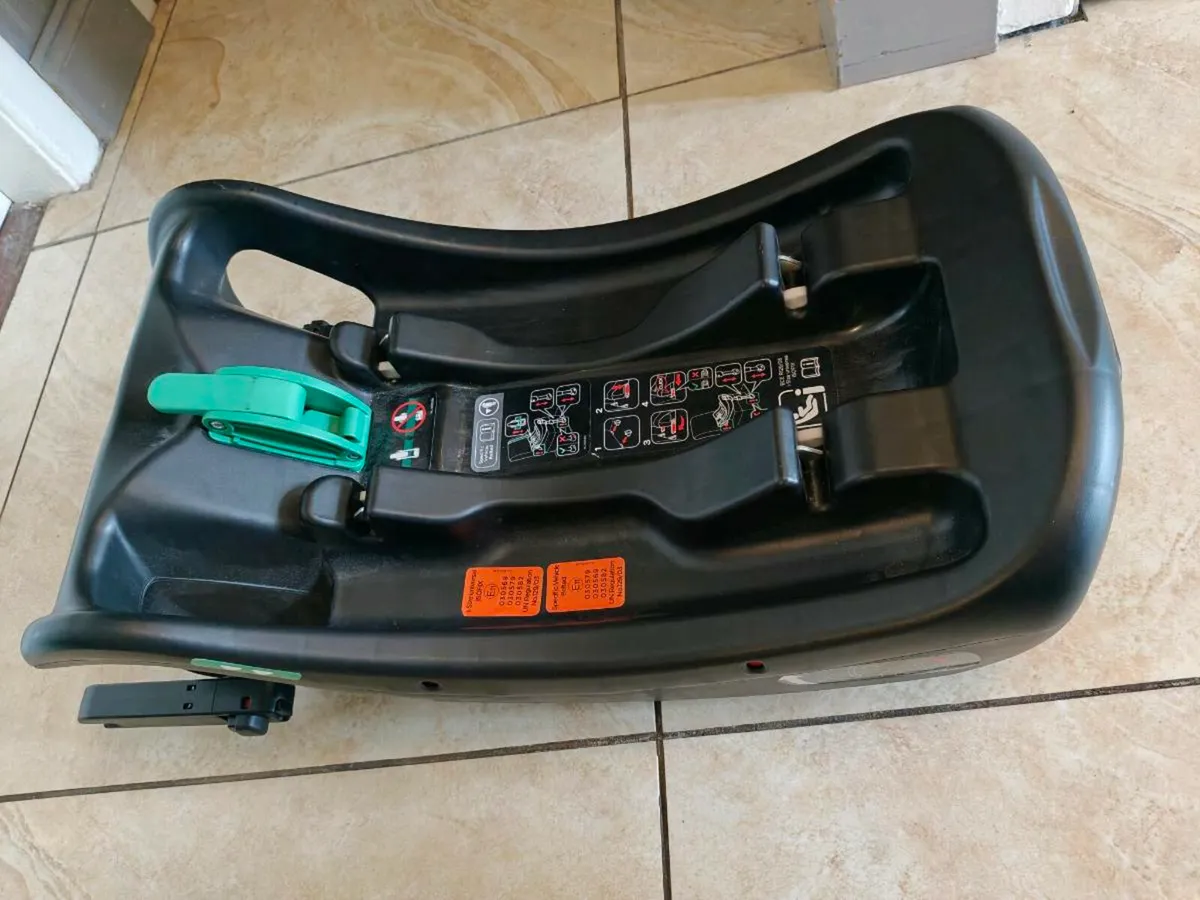 Joie i-Base 2 isofix - Image 1