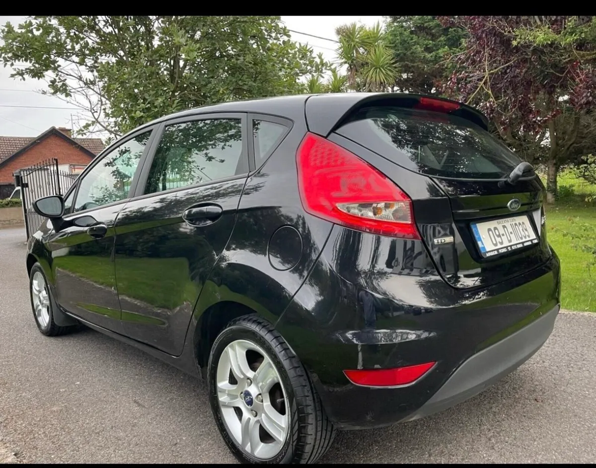 Ford Fiesta 143,000km 1.4 TDCi Diesel NCT & Tax - Image 4