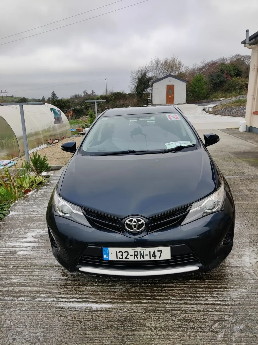 Toyota Auris 2013 - Image 1
