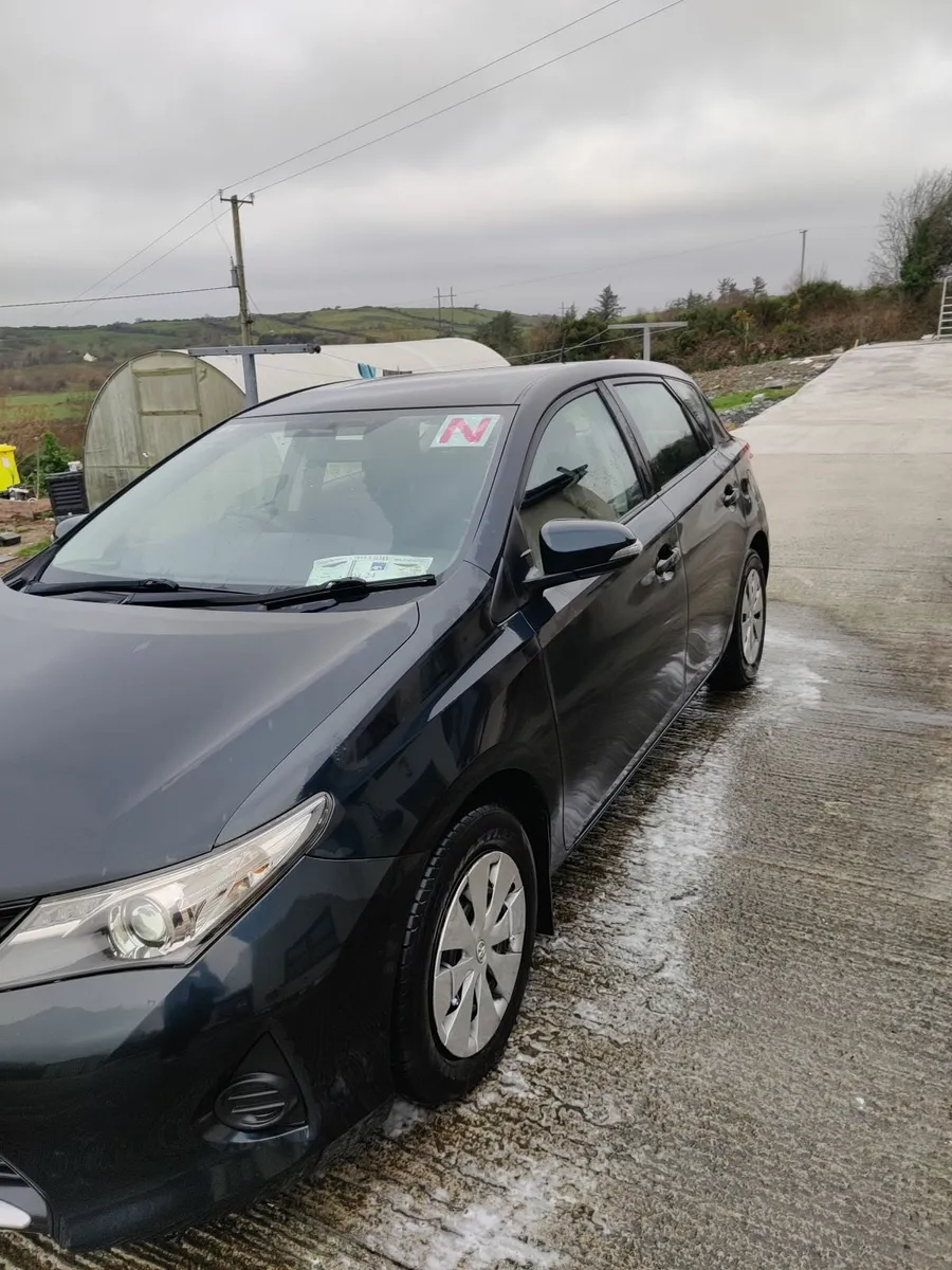 Toyota Auris 2013 - Image 3