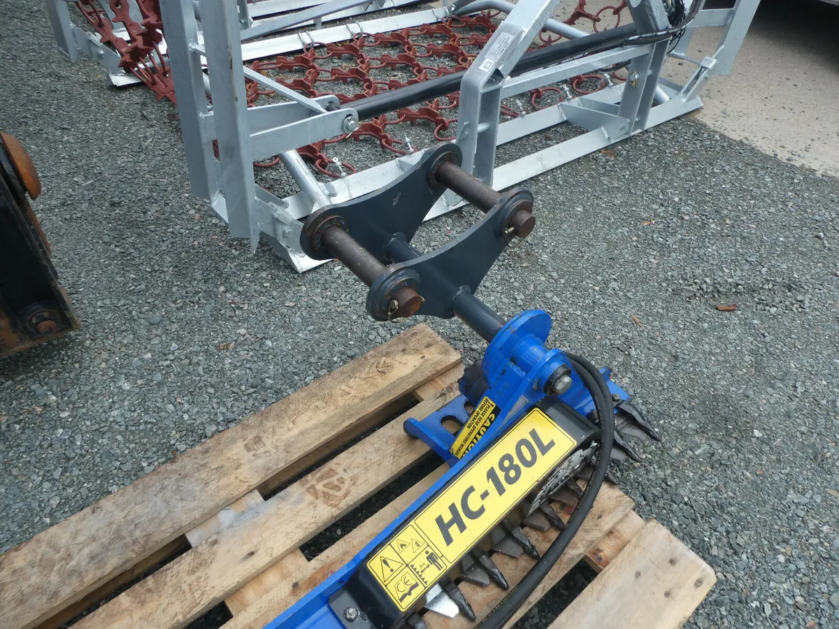 Slanetrac  HC180L Fingerbar for digger - Image 4
