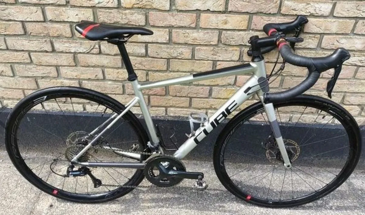 Cube Attain Pro size 56 + Fulcrum Racing 3
