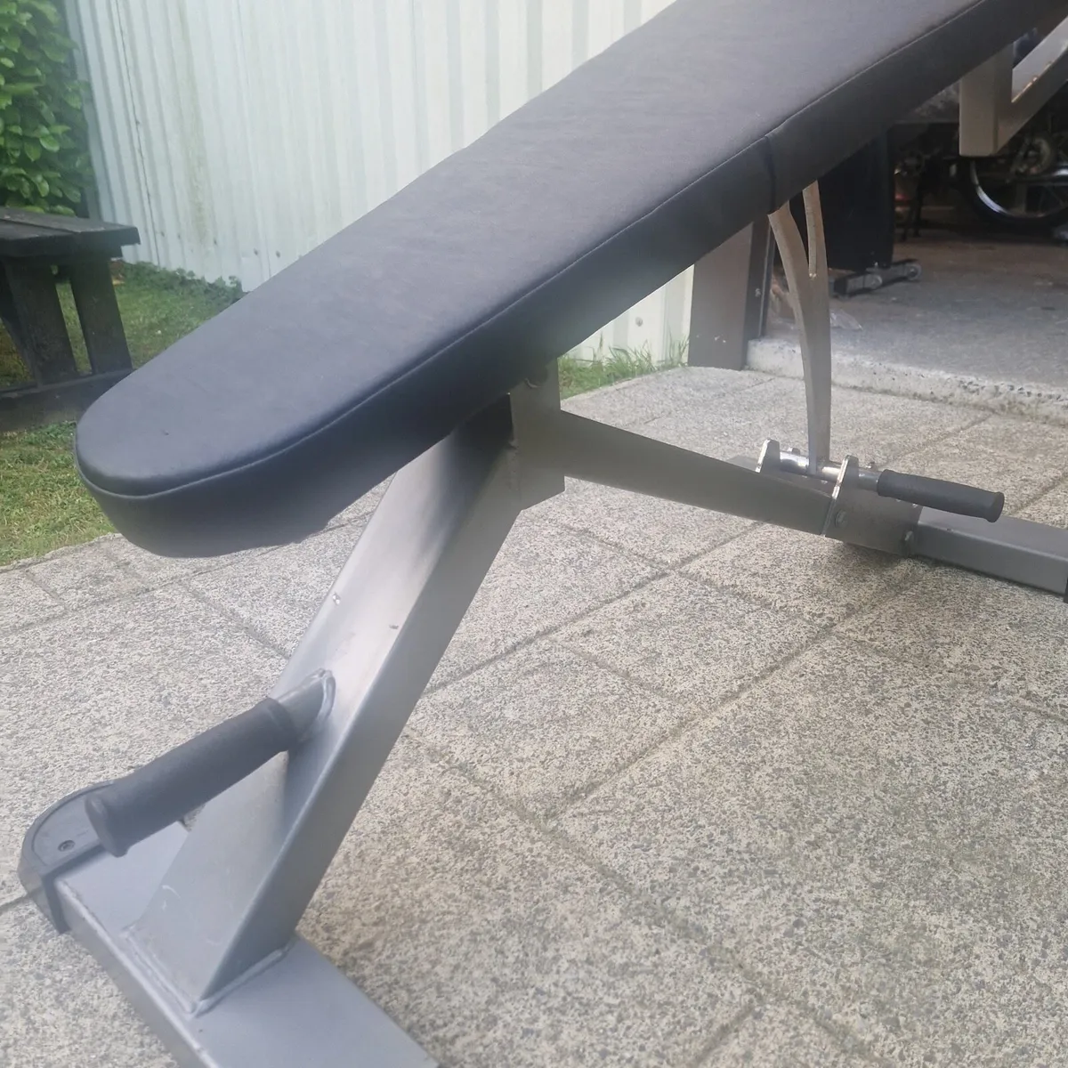 FULLY ADJUSTABLE BENCH - Image 3