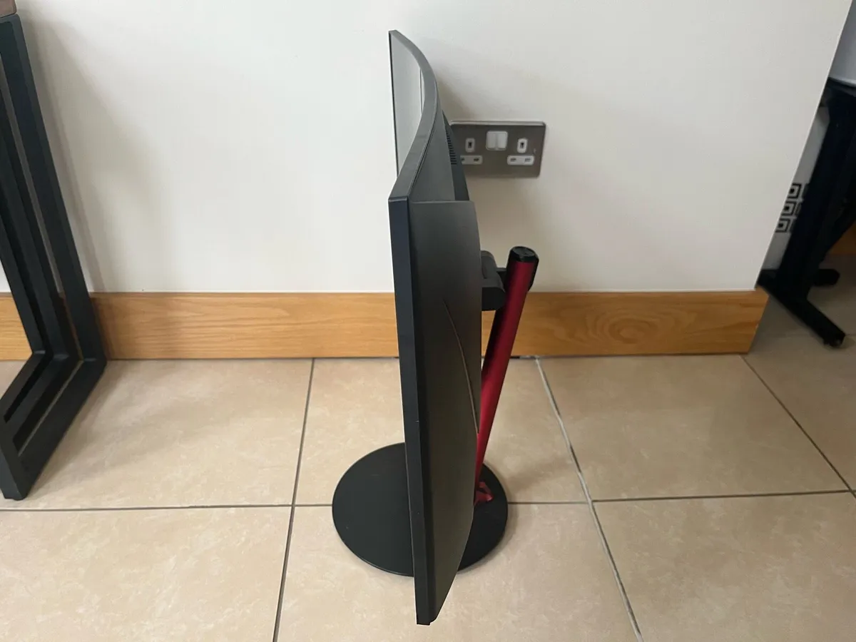 PC/Gaming Monitor - Image 2