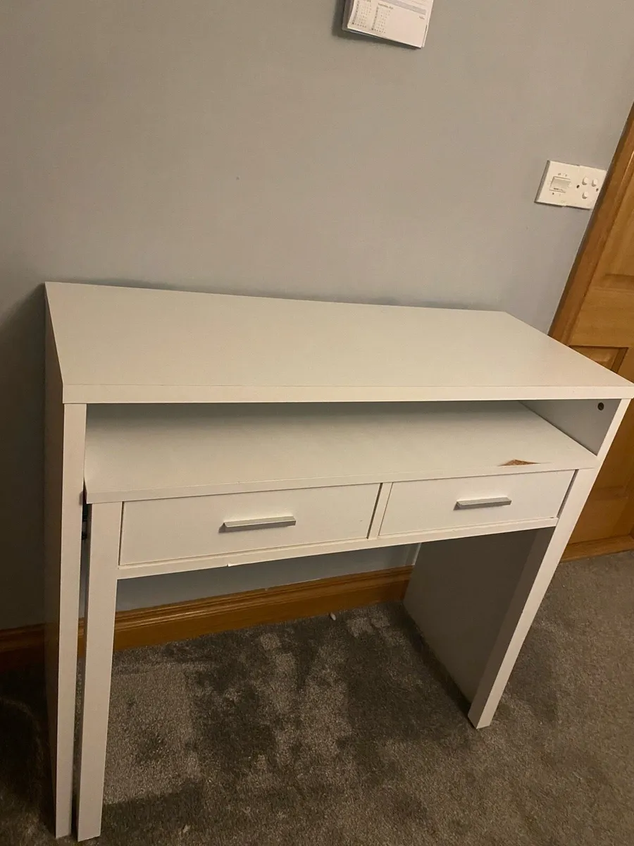 Desk for sale - Image 2