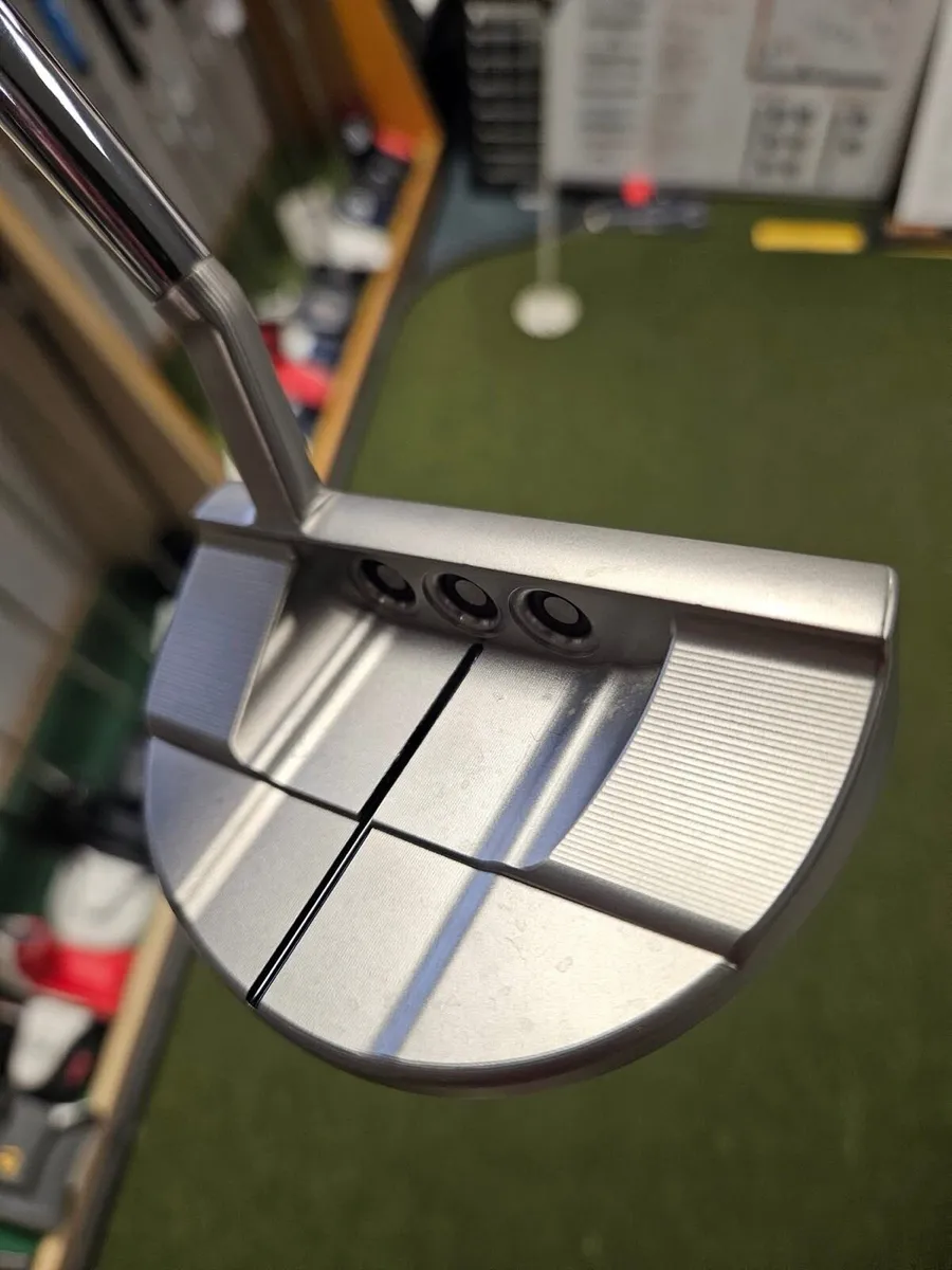 As New Scotty Cameron Special Select 5.5 Putter - Image 3
