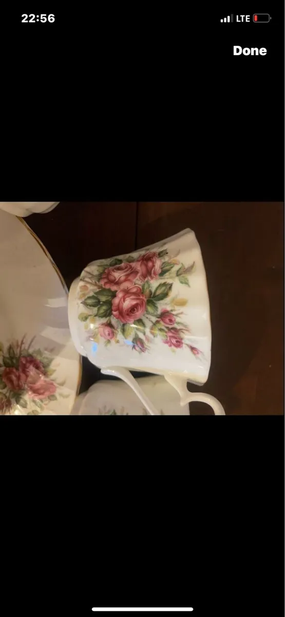 Royal Sunderland fine china - Image 2