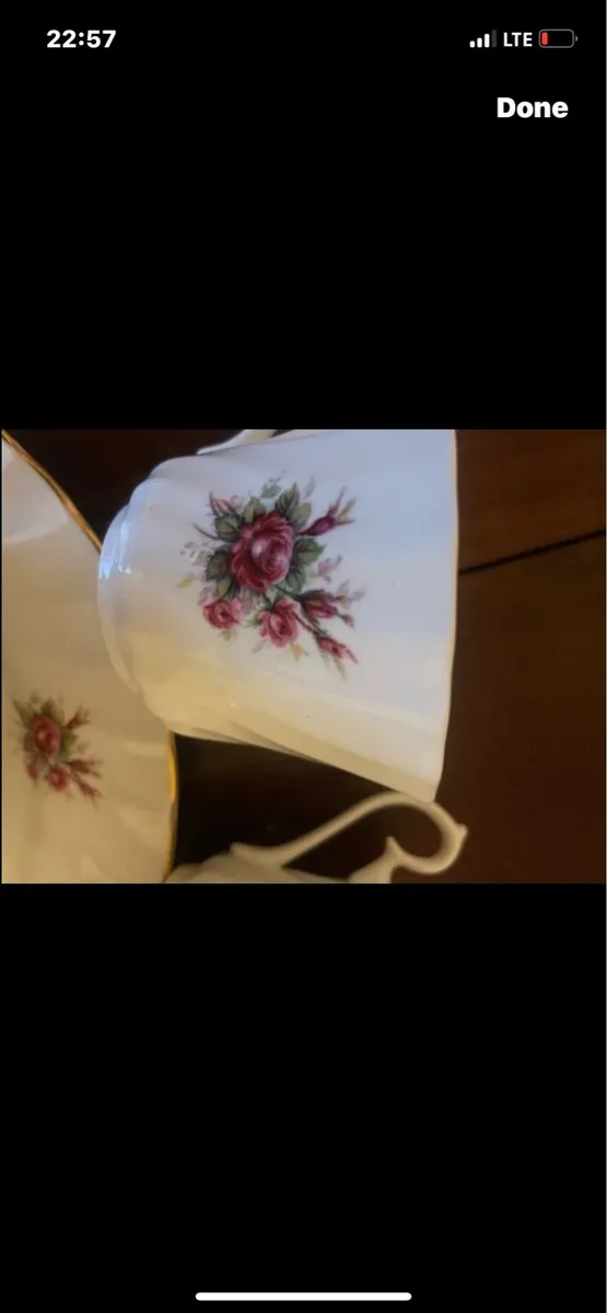 Royal Sunderland fine china - Image 3