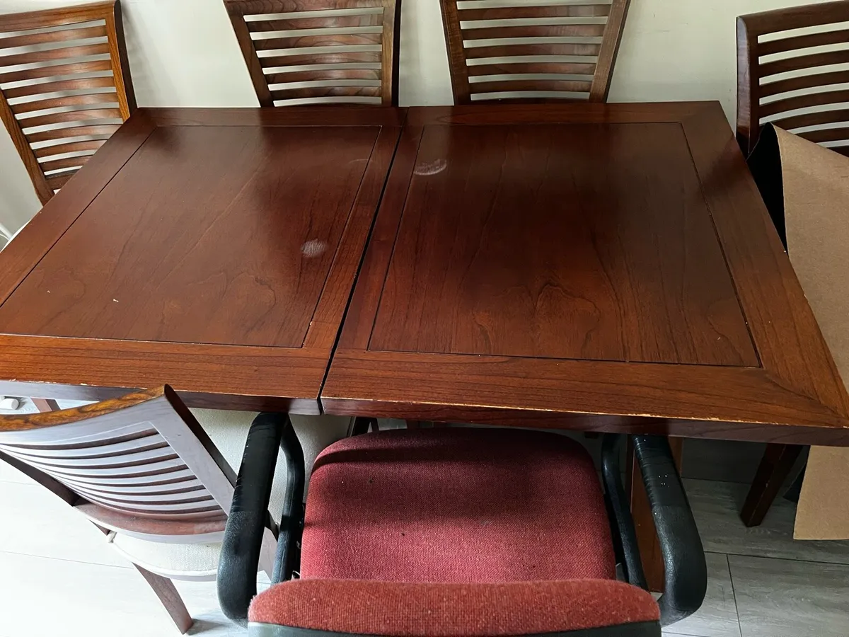 Dining room table & 6 chairs - Image 2