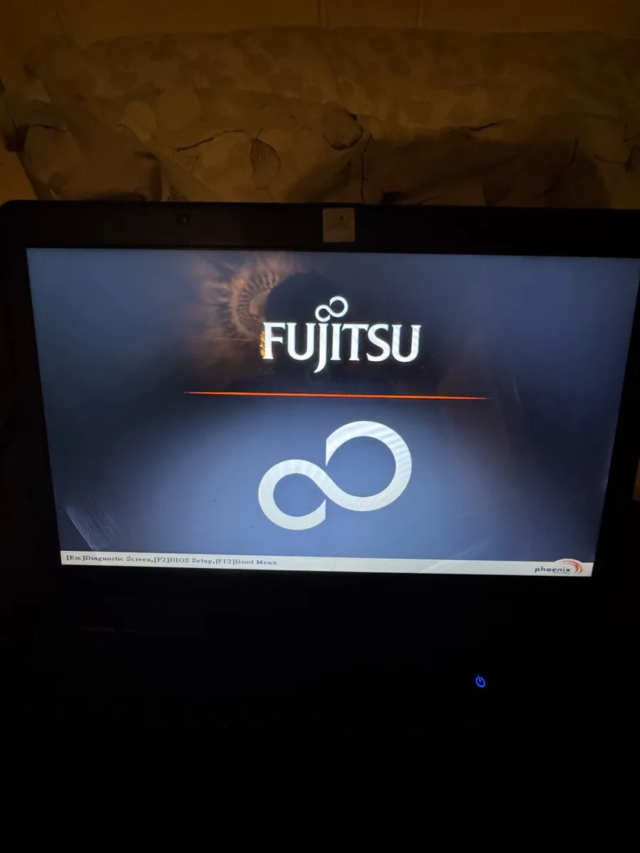 Laptop - Image 1
