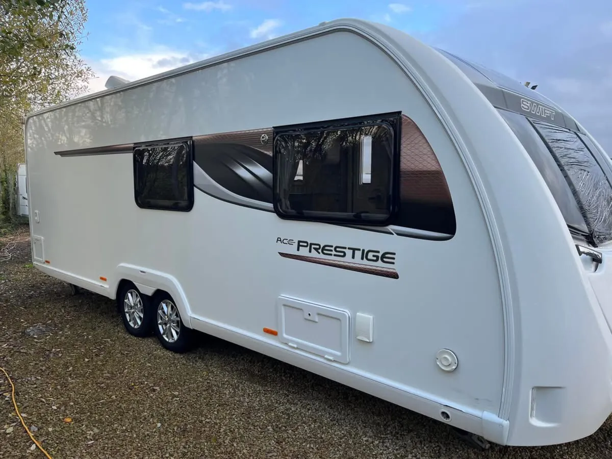 2020 SWIFT ACE PRESTIGE D/ SPECIAL 6:7 BERTH - Image 2