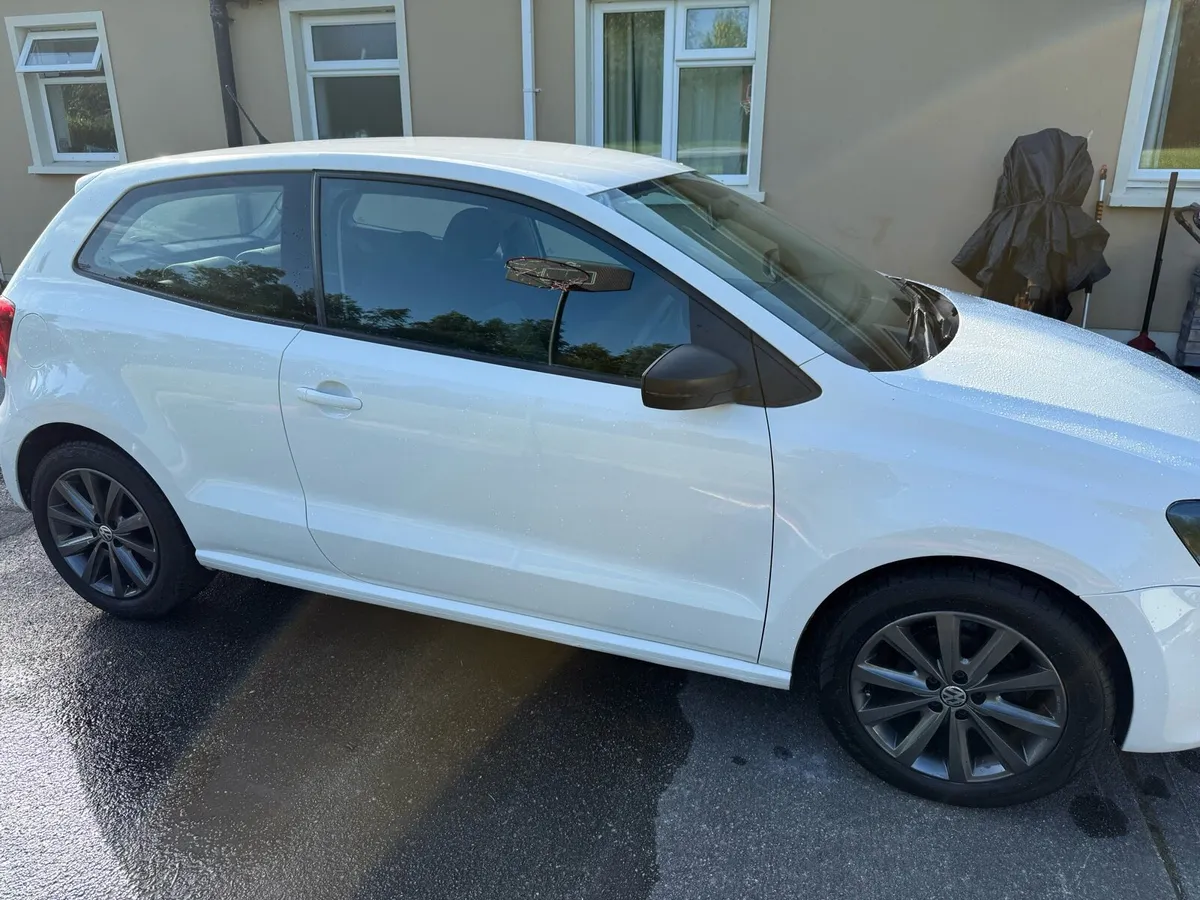 VW POLO 1.2 low mileage - Image 3