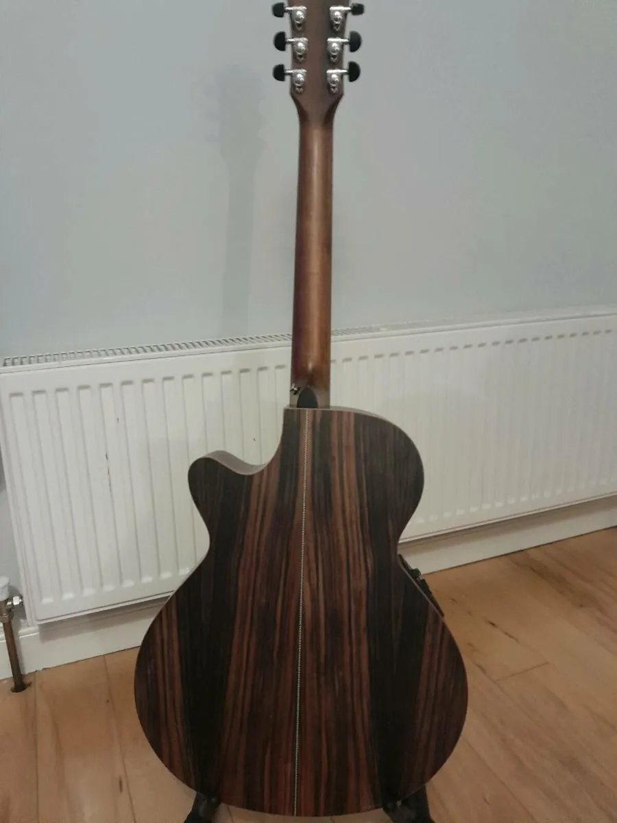 Guitar - Image 2