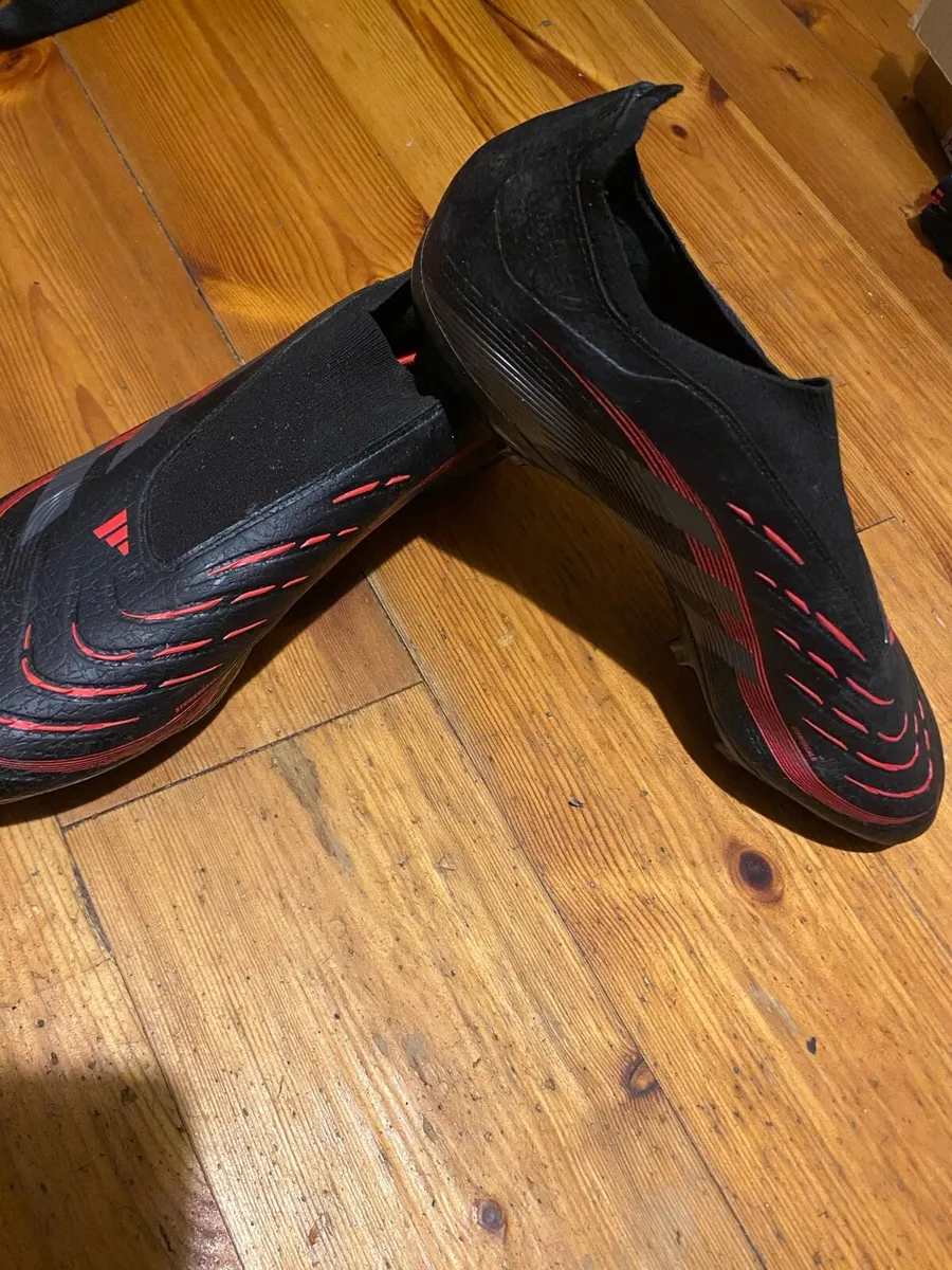 Predator laceless firm ground boots - Image 2