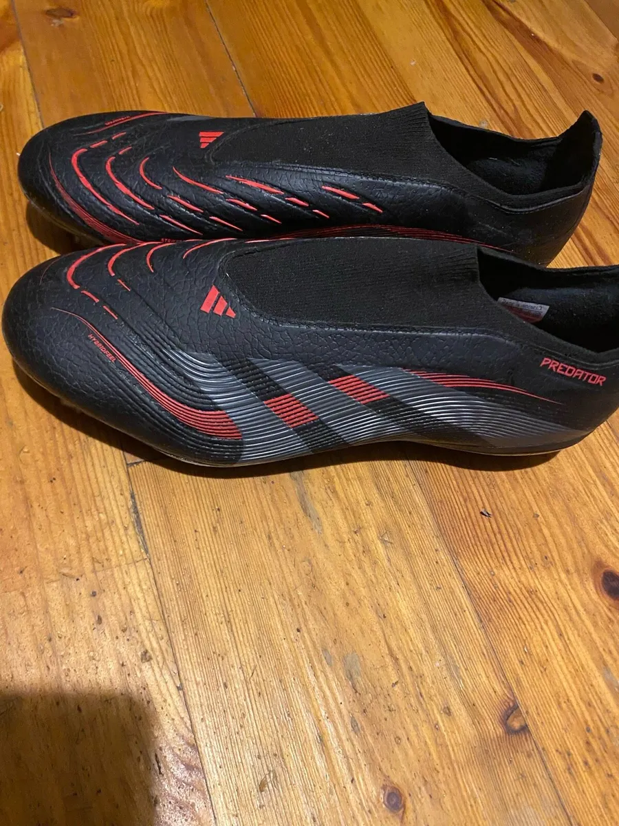 Predator laceless firm ground boots - Image 3